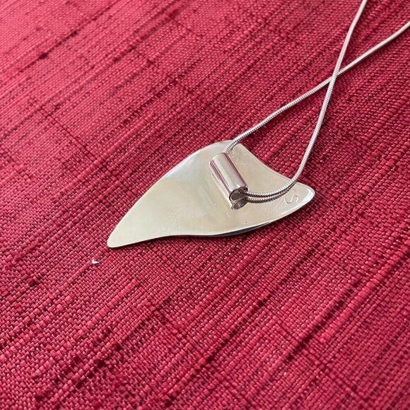 Jessie Senecal Handmade Sterling Silver "Gress Seeds" Necklace - Picture 3 of 4